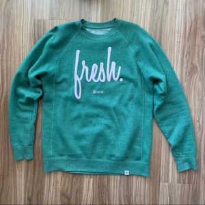 22 Fresh Women’s Crewneck Size Medium